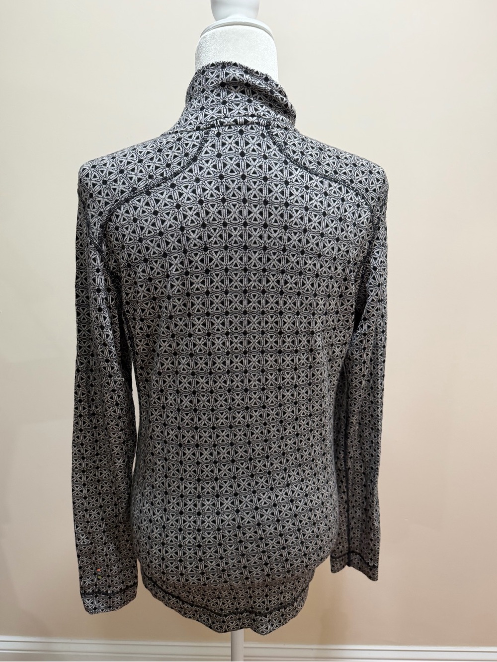 Smartwool Black Gray Long Sleeve Merino 250 Base Layer 1/4 Zip Top Sz. XL - Picture 5 of 6